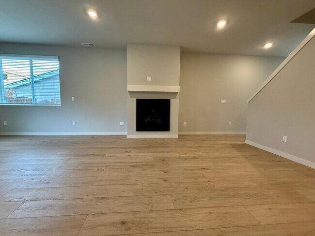 Photo - Charming 3 Bed 2.5 Bath Tualatin Home with Fenced Yard & 2-Car Garage!