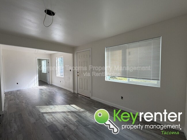 Photo - 9010 Rose Rd SW