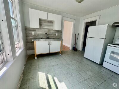 Building Photo - 6 Woodlawn St Unit 3 Rental
