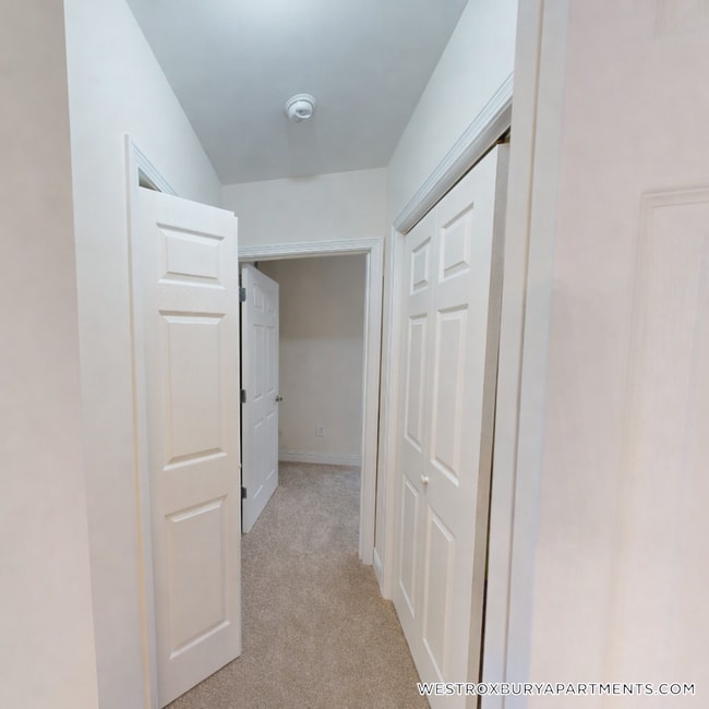 Photo - 126 Edgemere Rd Unit 7