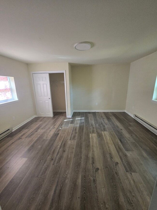 Photo - 1742 Easton Rd Unit B