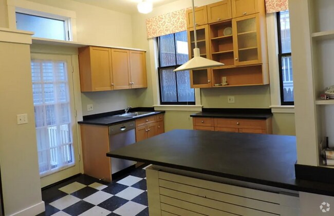 Building Photo - 3.0 bedroom in Cambridge Massachusetts 02138 Unit SF Rental