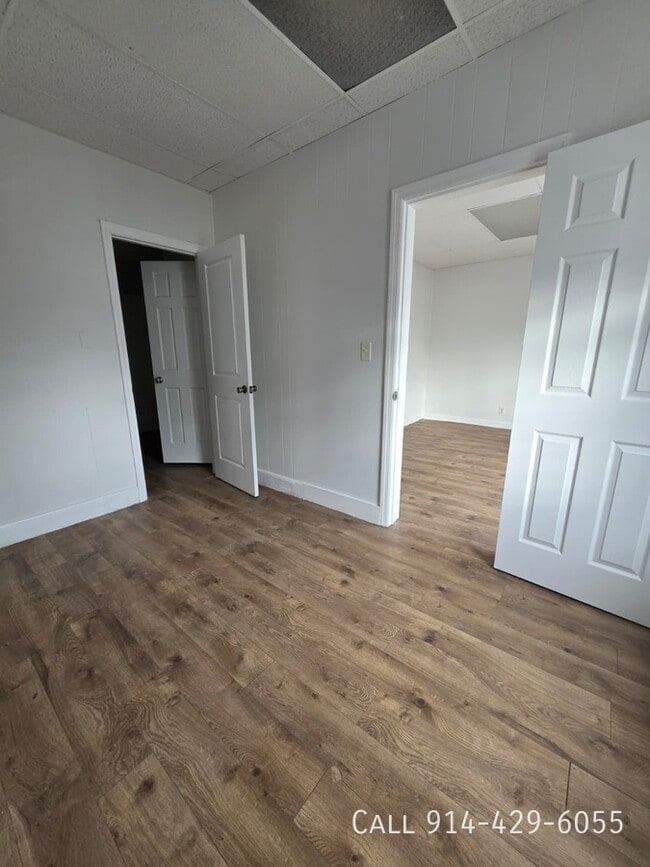 Photo - 143 Voss Ave