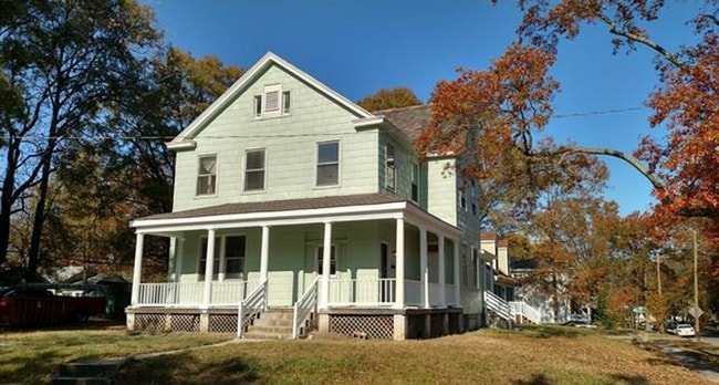 Building Photo - 3151 Moody Ave Unit B