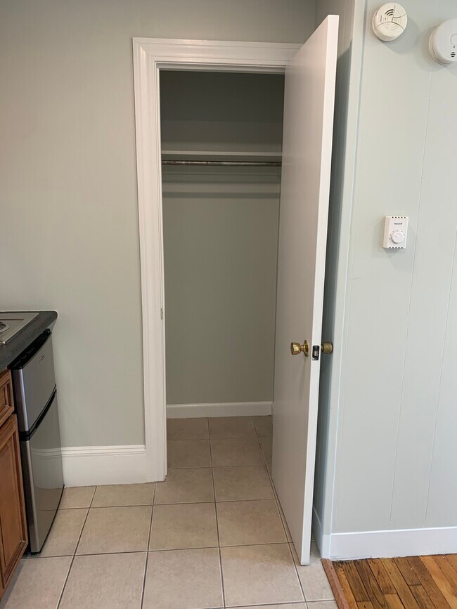 Photo - 507 Beacon St Unit 3