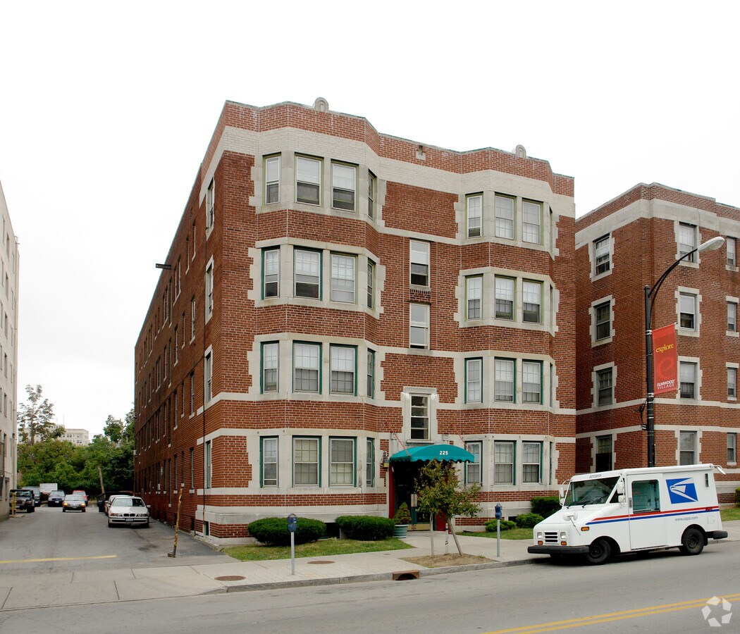 Willow Grove Apartments - Willow Grove Apartments