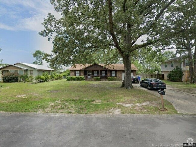 Building Photo - 6516 Senator Dr Rental