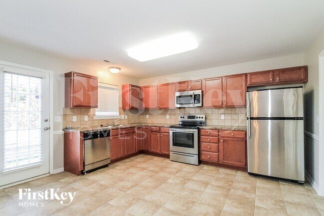 Photo - 5615 Misty Hill Cir