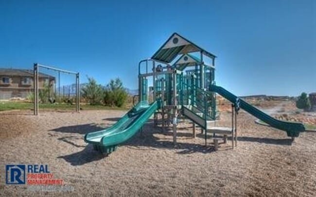 Photo - MILLCREEK SPRINGS TOWNHOME