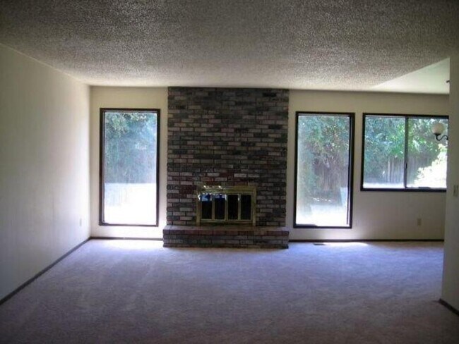 Photo - 5232 Bartlett Ave