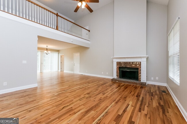 Photo - 136 Lawrence Dr