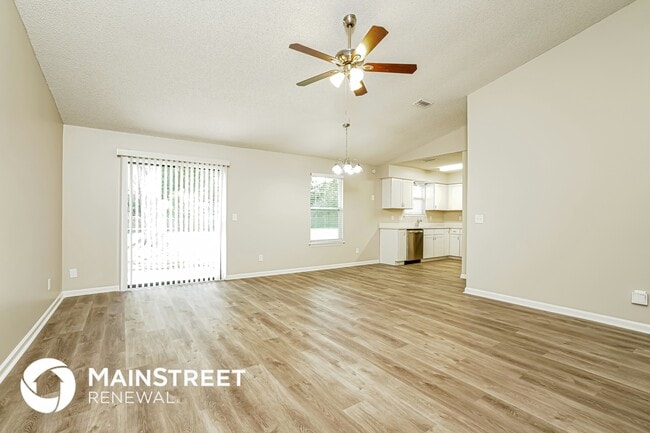 Photo - 1878 Shannon Lake Dr