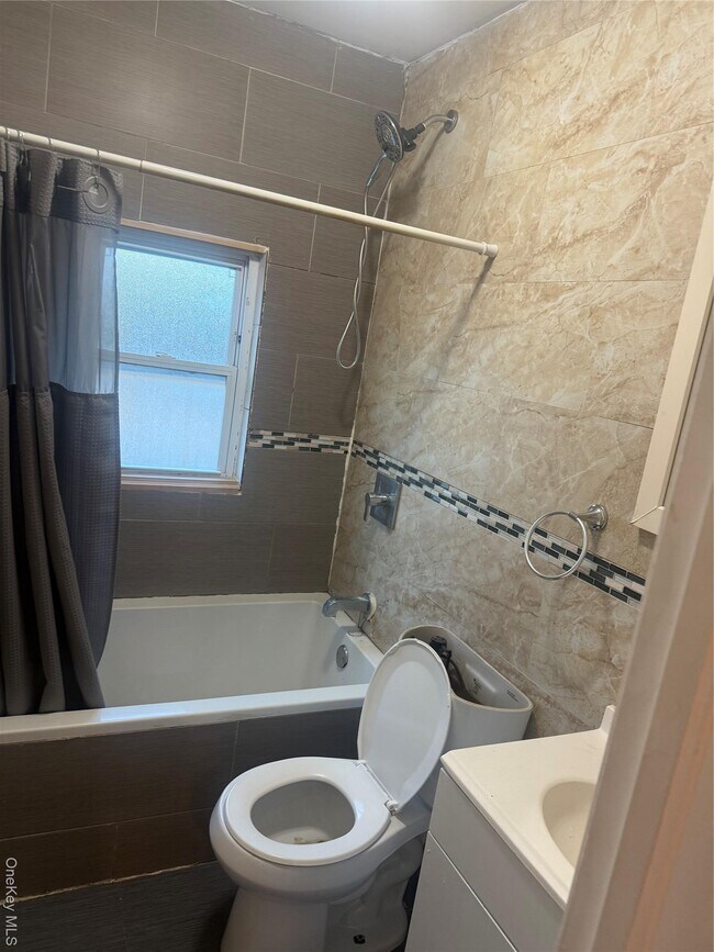 Photo - 28 Clinton Ave Unit 2 nd Fl