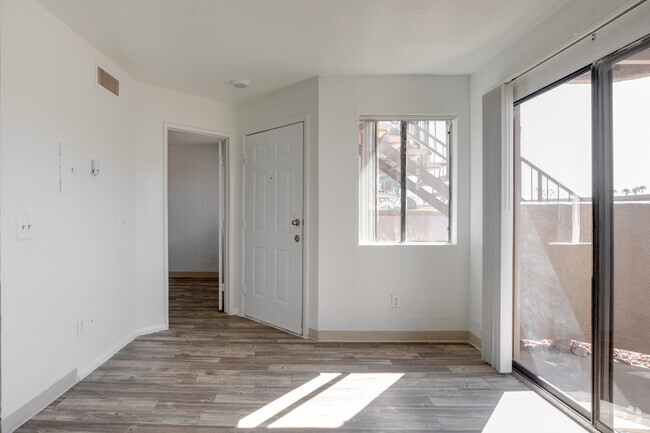 Interior Photo - Center Park Apartments