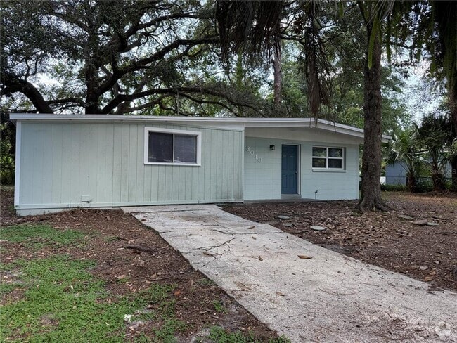 Building Photo - 3010 NE 13th St Rental