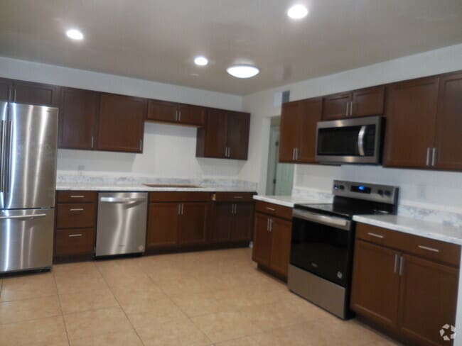 Building Photo - 1349 E Don Carlos Ave Rental