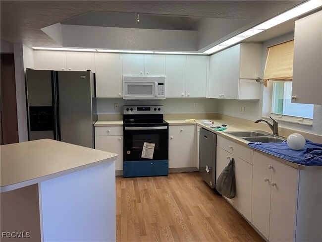 Photo - 2002 SW 15th Pl