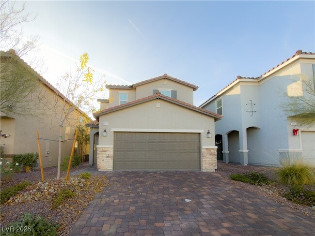 Photo - 9827 Cluny Ave