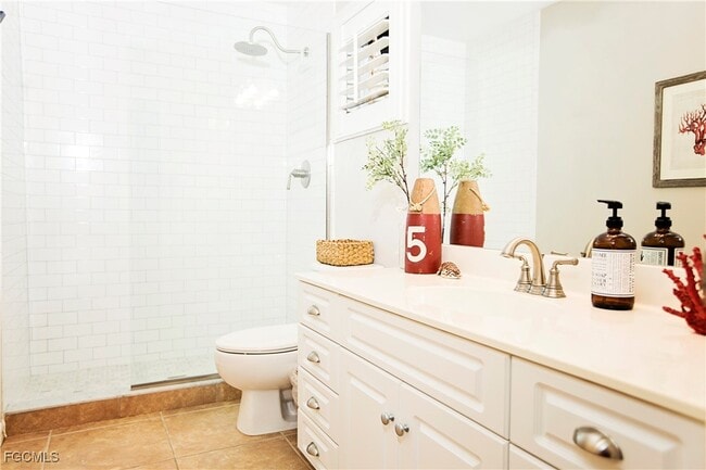 Photo - 22631 Island Lakes Dr