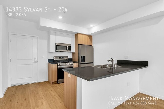 Photo - 14333 Sylvan St