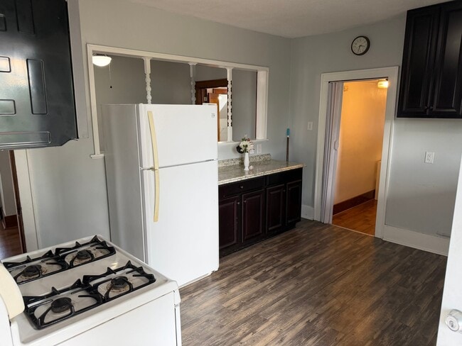 Photo - 407 Elm Rd Unit 2nd Floor