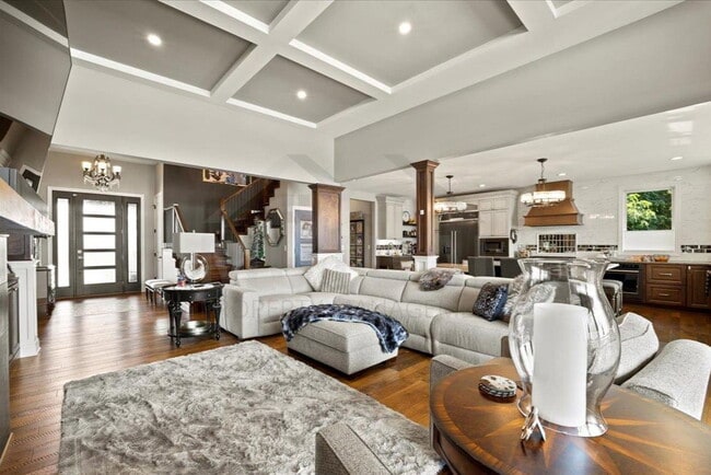 Photo - 8184 Woodland Shore Dr