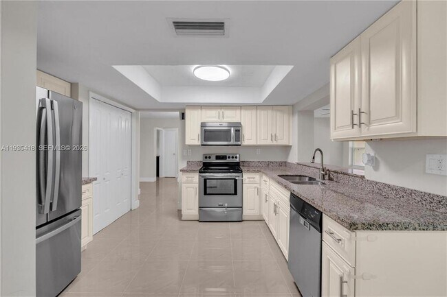 Photo - 8400 NW 25th St