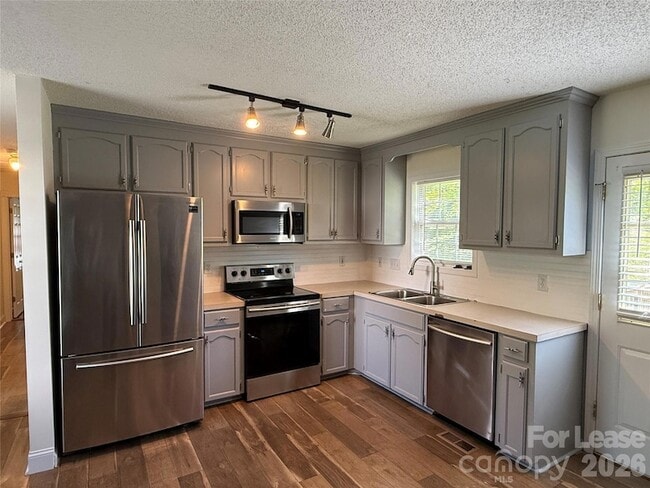 Photo - 330 Ferrell Ave