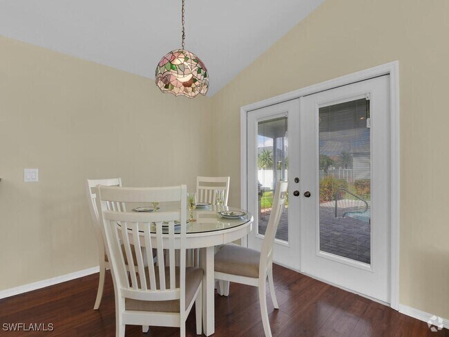 Building Photo - 4108 SW 23rd Ave Rental