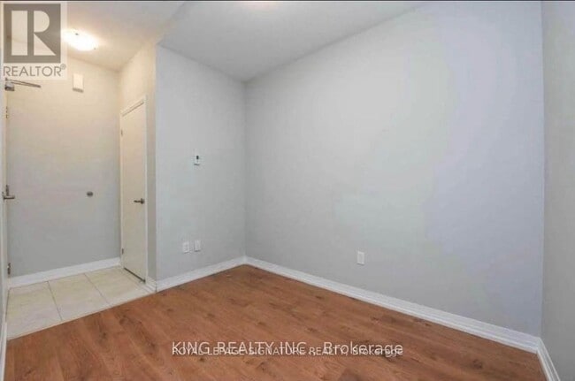 Photo - 400 The East Mall