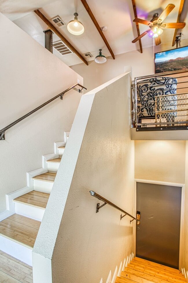 Photo - 702 Myrtle Ave Unit Attic Loft 3L