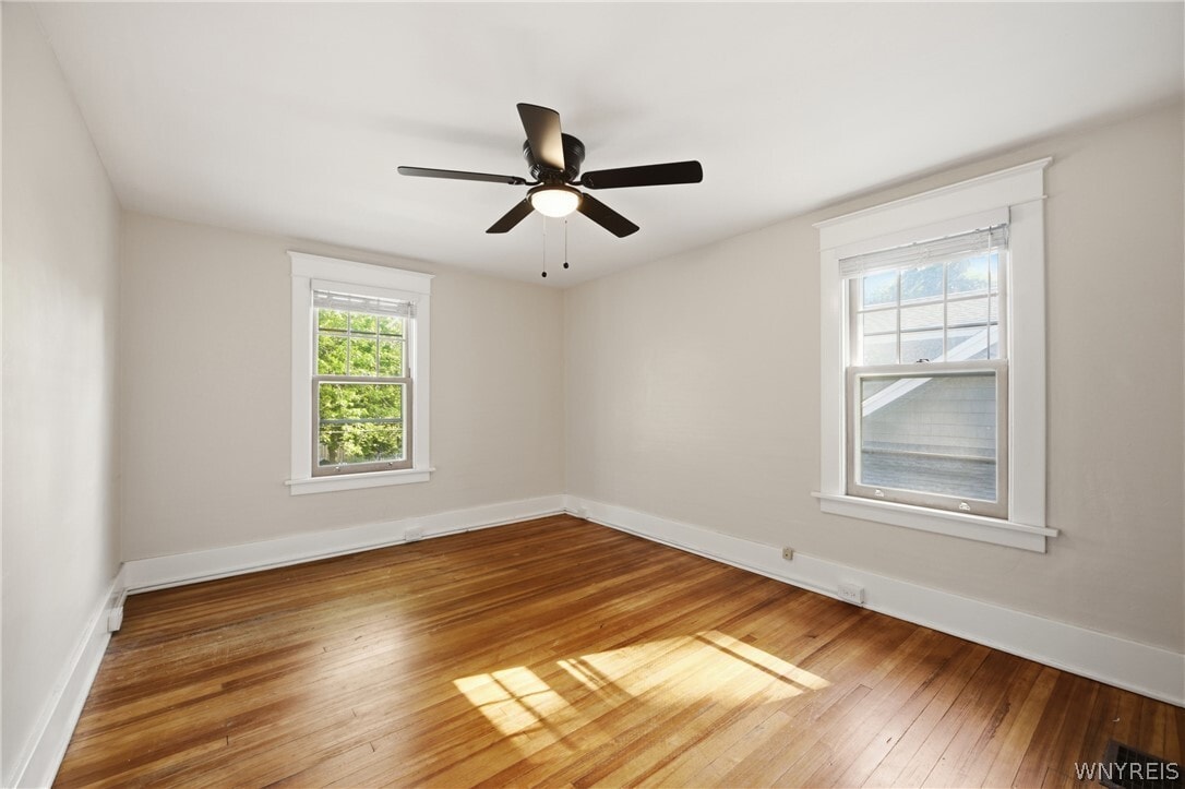 Photo - 259 California Dr