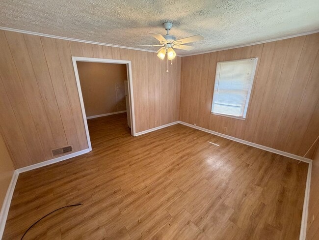 Photo - Just off the Covington Square!!!