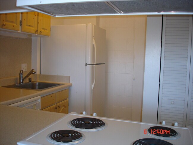 Photo - Partly Furnished 1 Bedroom 1 bath with 1 p...