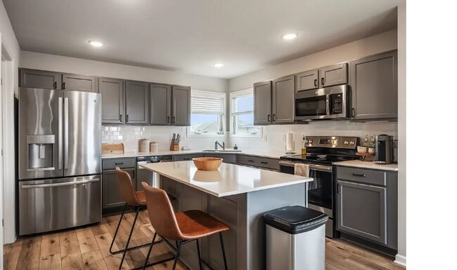 Photo - 1090 Locust St