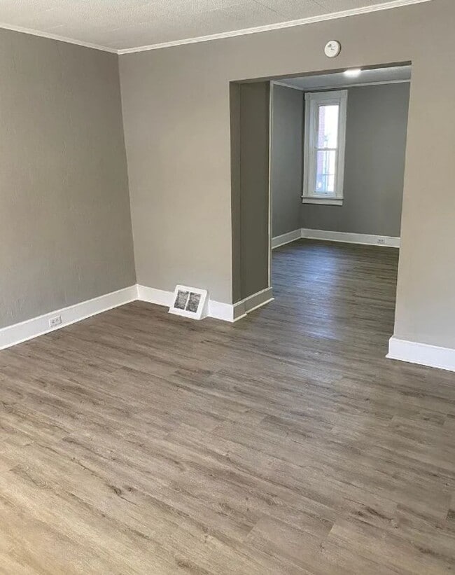 Photo - Cozy 4 Bedroom, 1 Bath Home in West York Schools!