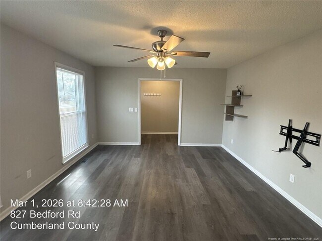 Photo - 825 Bedford Rd