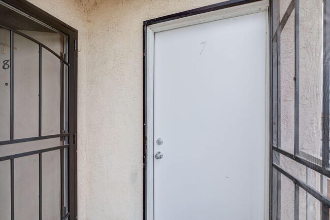 Building Photo - 209th Street Residences Unit 7 Rental