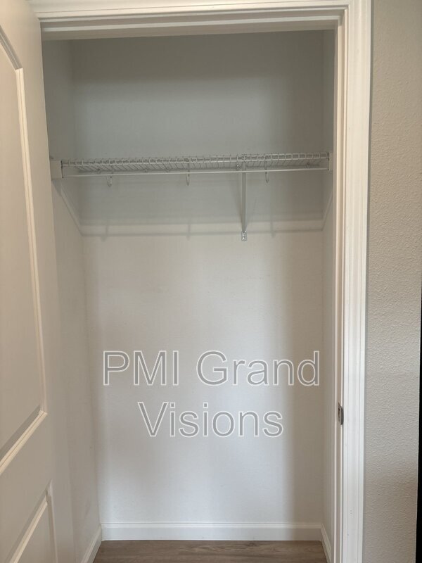 Photo - 1401 W North 4th St Unit 6