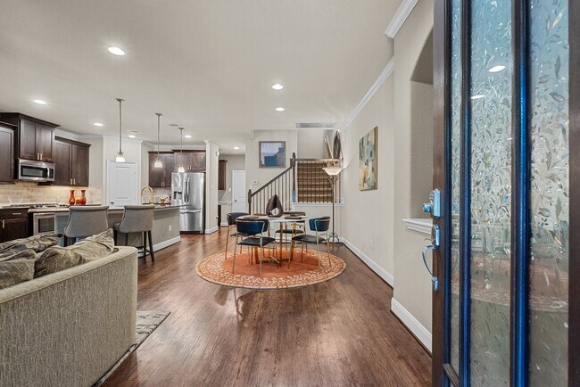 Photo - 416 Via Regatta Dr