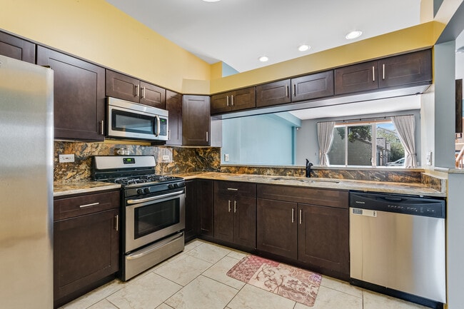 2626 Carrolwood Rd