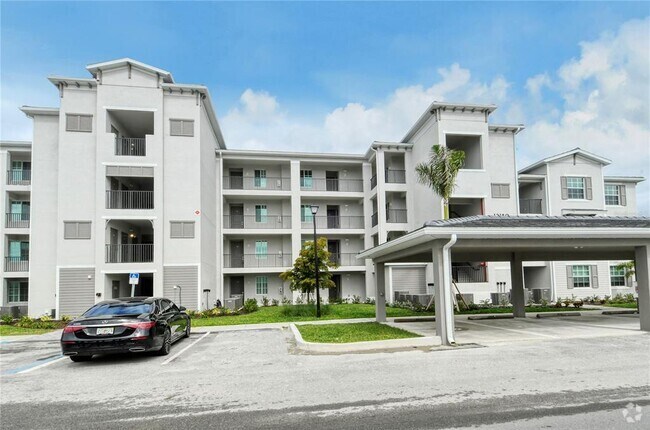 Building Photo - 12180 Wellen Golf St Rental