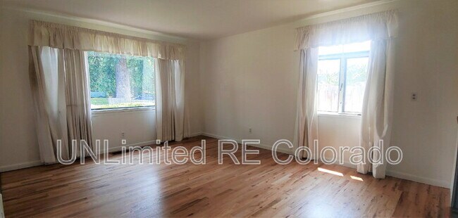 Photo - 1955 Willow St