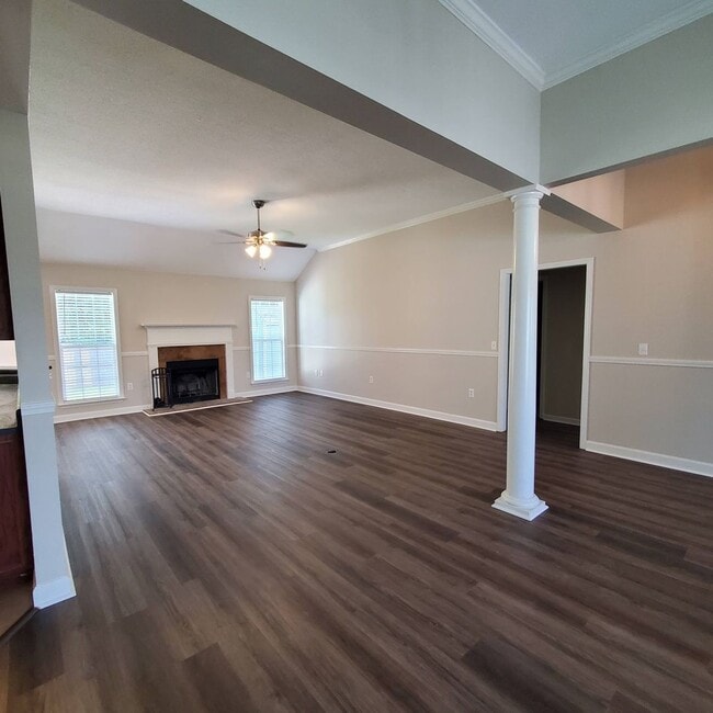 Photo - 5227 Abbott Cir