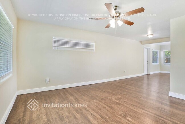 Photo - 5507 Riordan Way