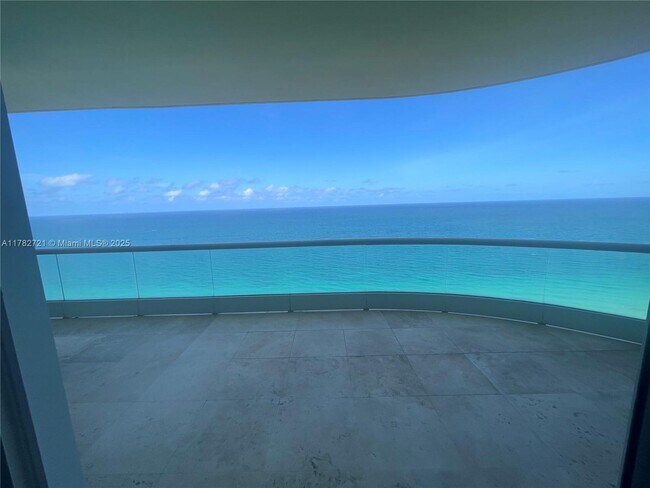 Photo - 16047 Collins Ave Unidad 3002