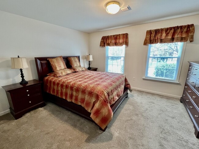 Photo - 136 Hiddenwood Dr
