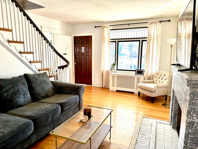 Photo - 311 Chandler St