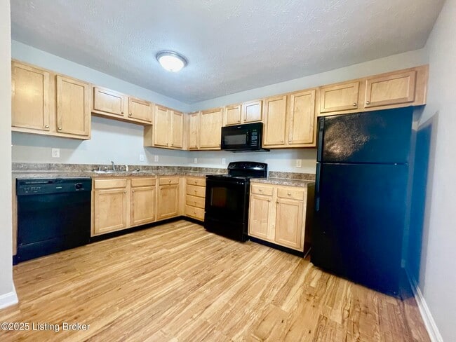 Photo - 6701 Crawford Crossing Pl Unidad 101