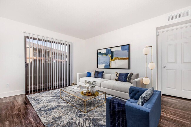 Tesoro Apartments